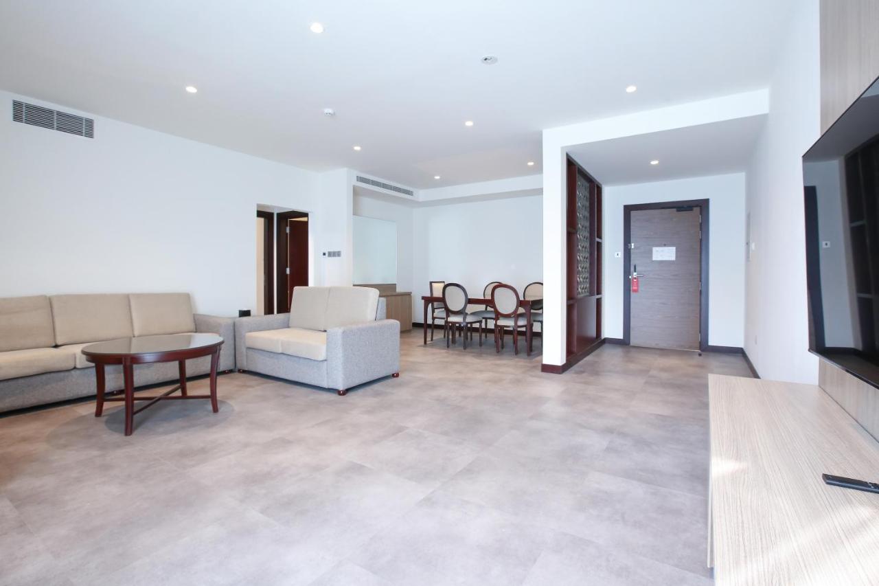 Sitara Hotel Apartment Дубай Екстериор снимка